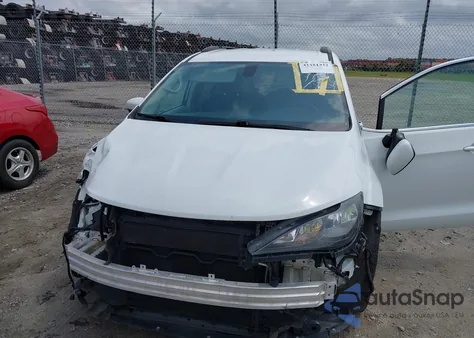 2021 Chrysler Voyager Lxi из США, поврежденный, VIN 2C4RC1DG2MR504489